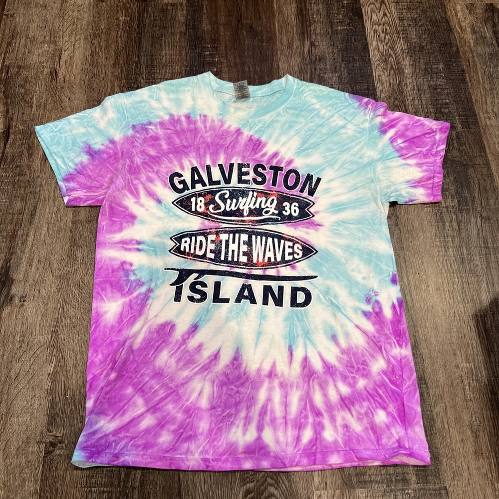 GILDAN~Medium~Galveston Island Surfing ride The Waves Tie Dye T-shirt